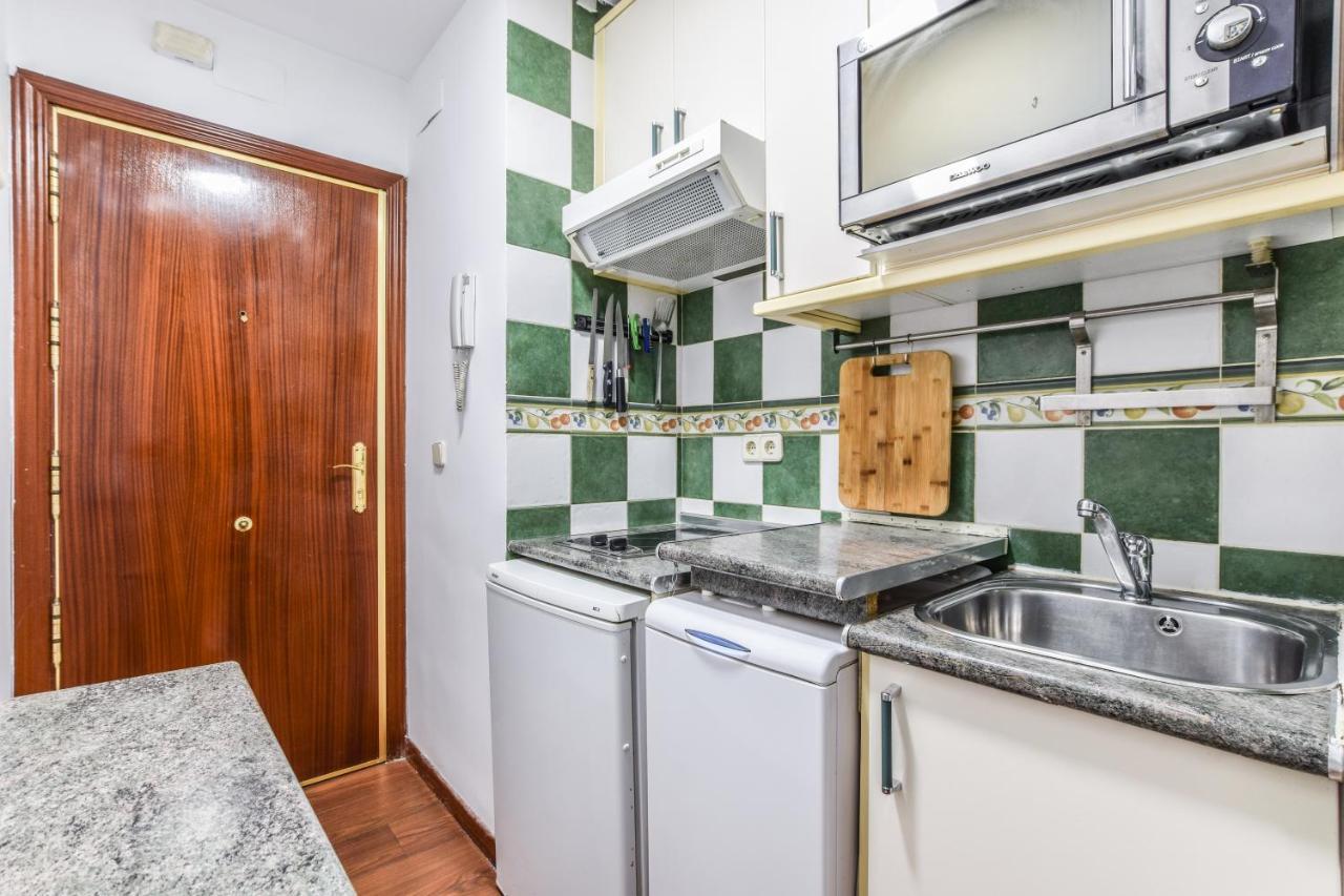 Апартаменты Apartamento Puente De Segovia Мадрид Экстерьер фото